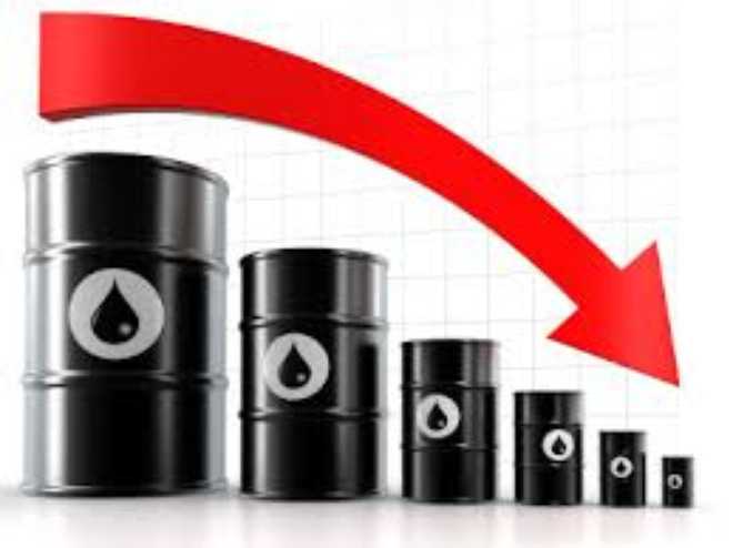 Цена на нефть обвалилась ниже 30 долларов за баррель